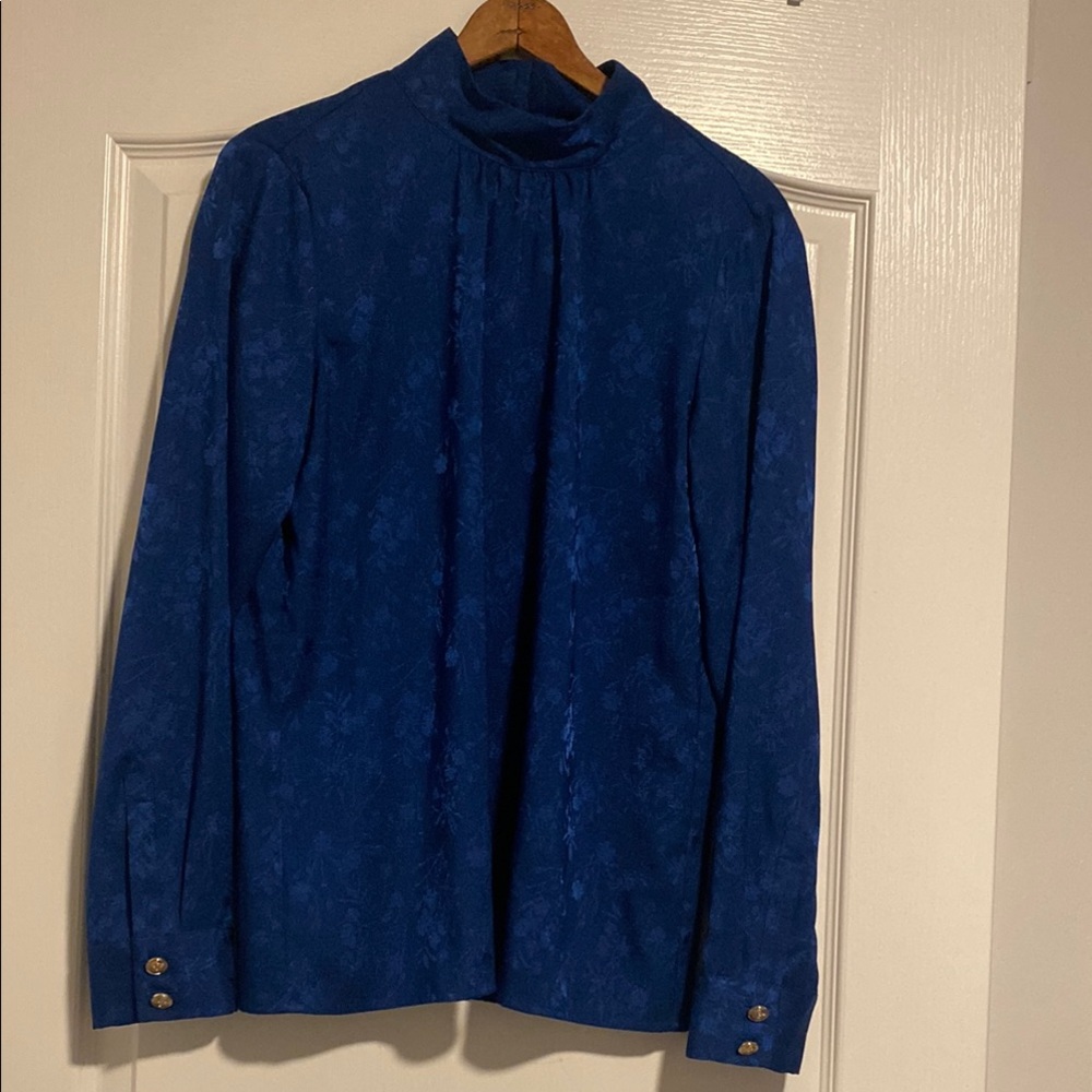 Elegant Blue Long Sleeve Blouse